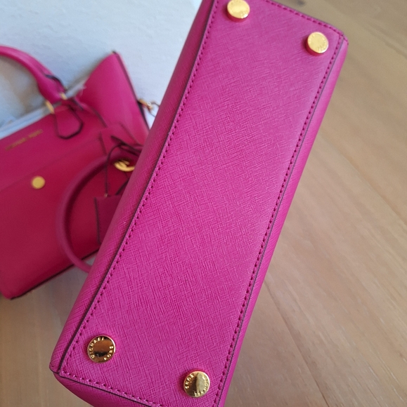 NWT MICHAEL KORS MK HAMILTON TRAVELER Medium Top Zip Tote Bag Fuschia - Picture 8 of 9